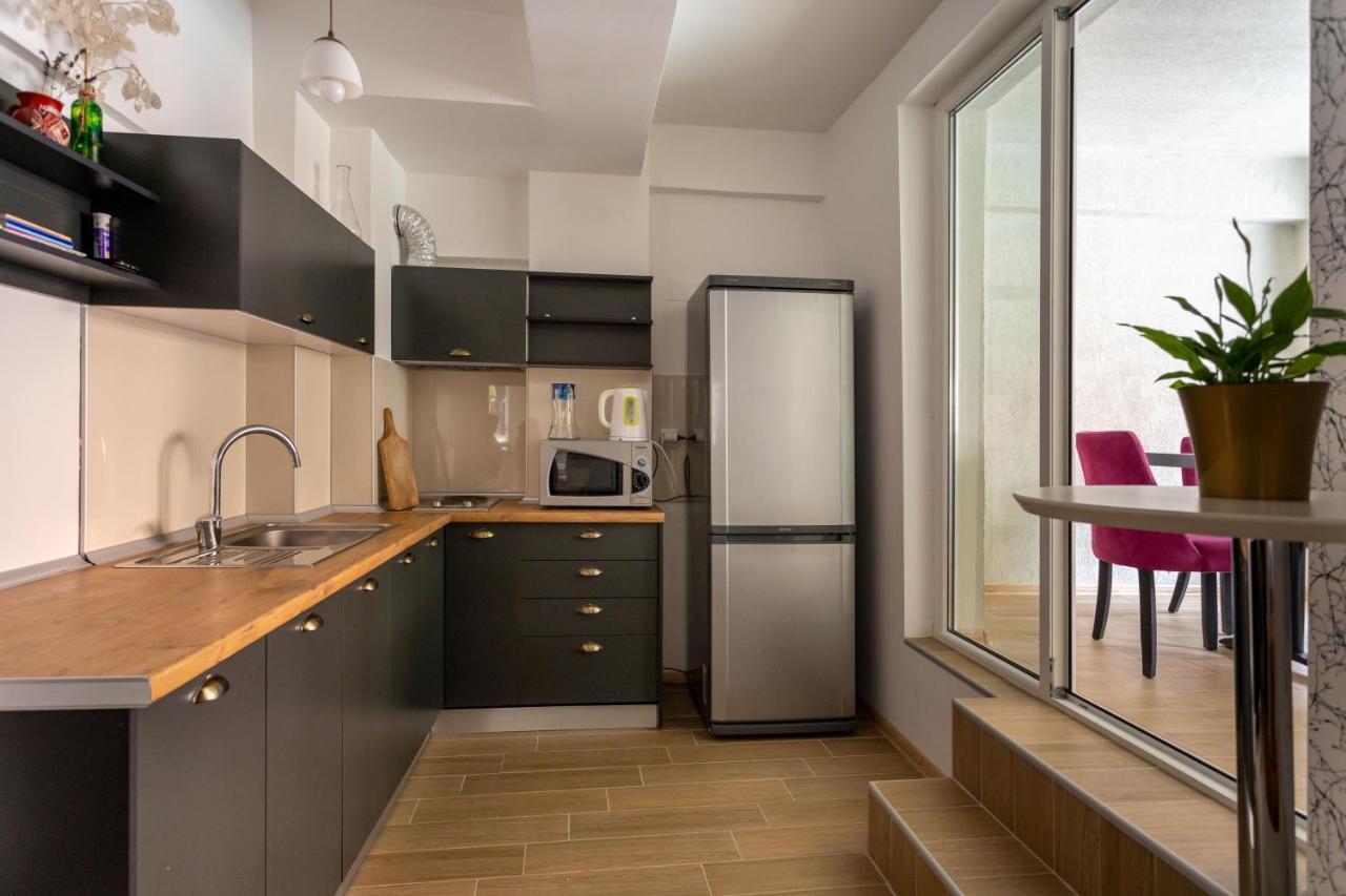 Hostel Denica Скопье Экстерьер фото